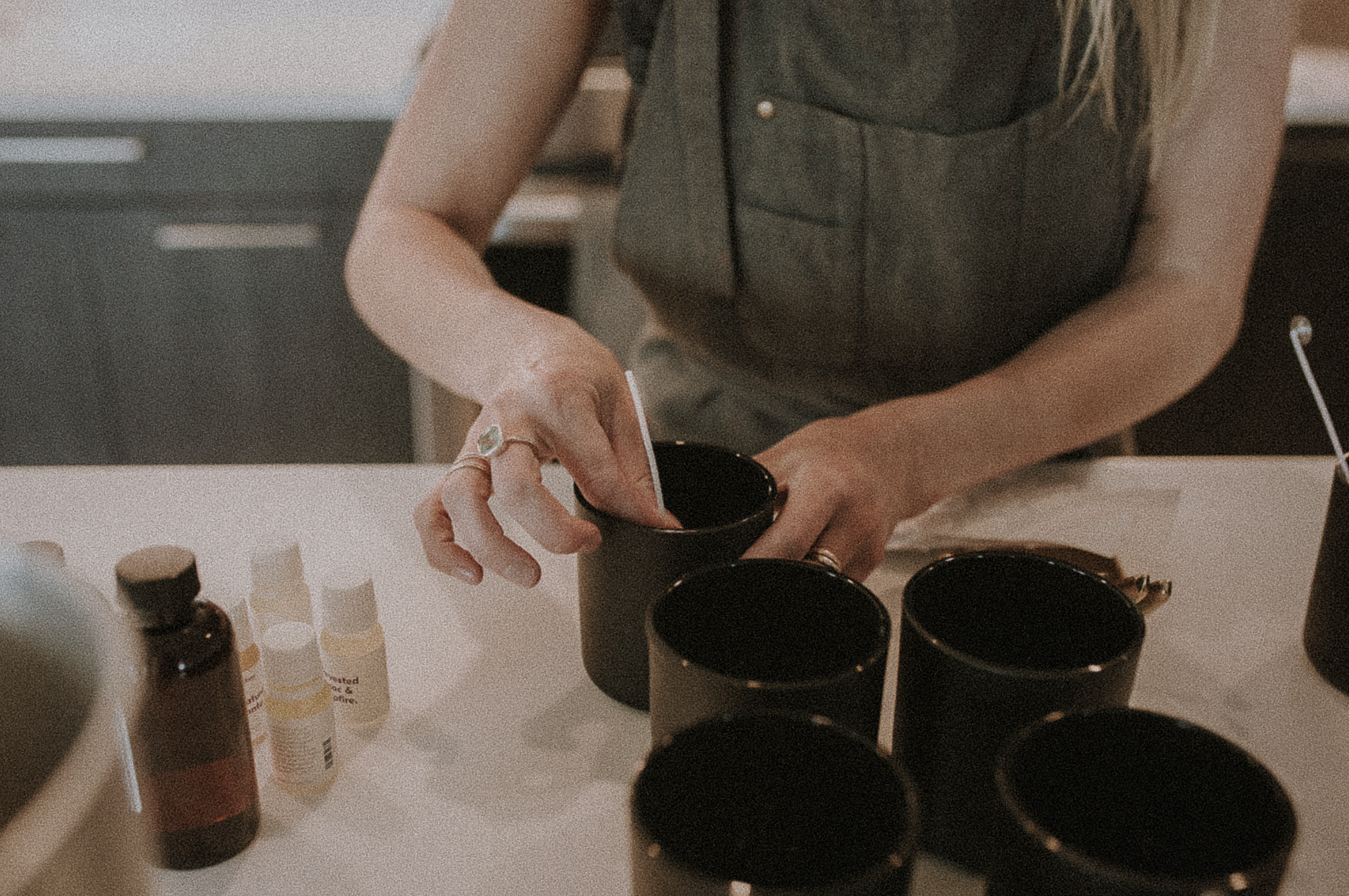 Candle pouring workshop at MOLLIE Aspen